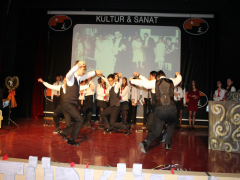 Evrensel Kolej